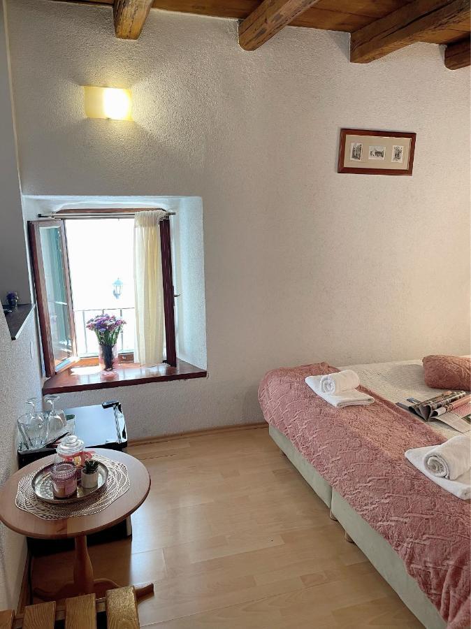 House Ivancic-Free Parking Hotel Trogir Bagian luar foto