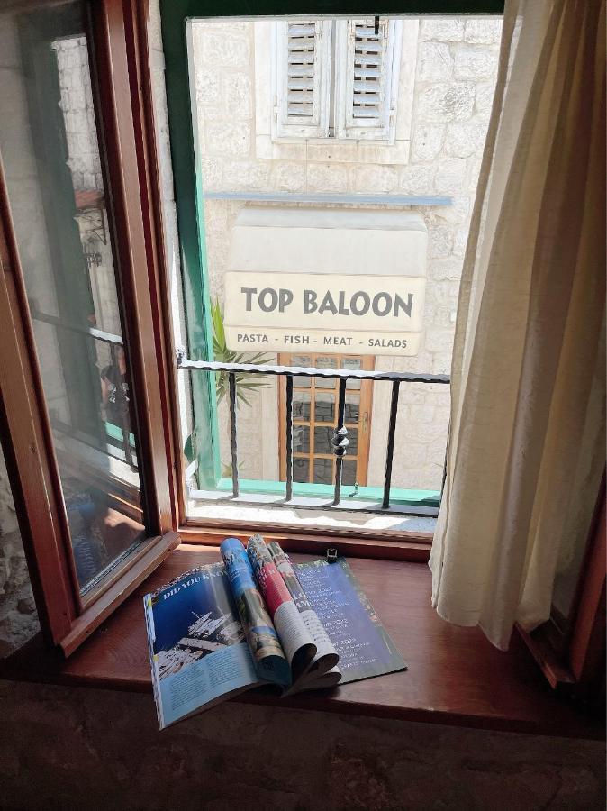 House Ivancic-Free Parking Trogir Bagian luar foto