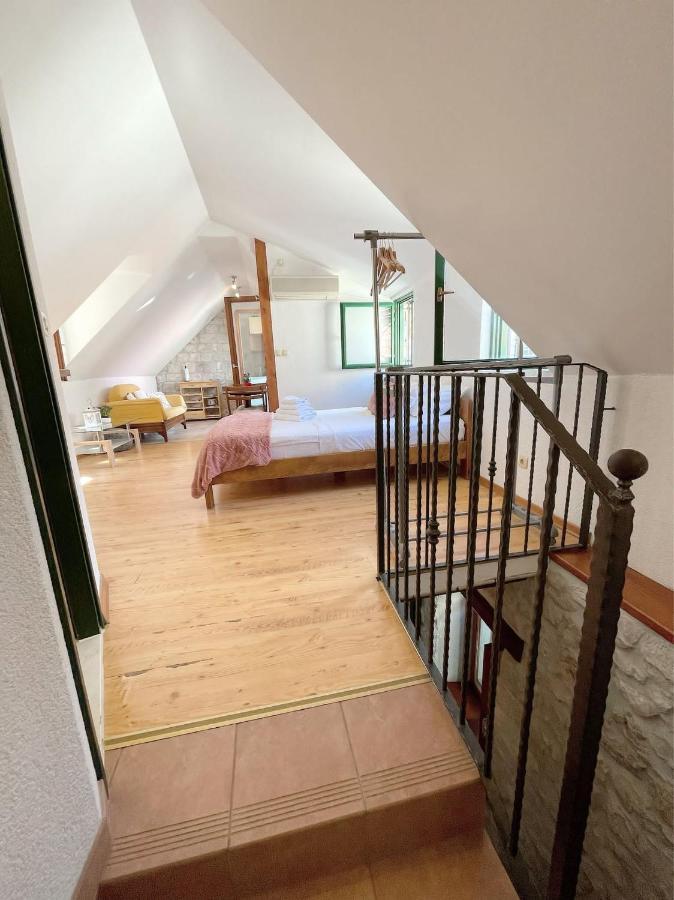 House Ivancic-Free Parking Trogir Bagian luar foto