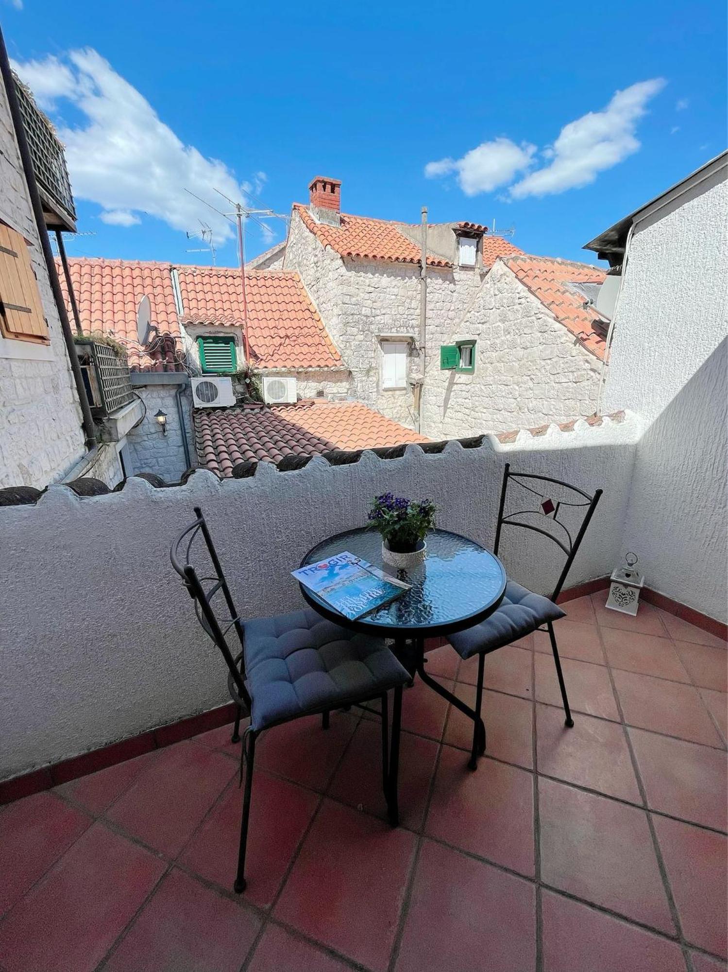 House Ivancic-Free Parking Hotel Trogir Ruang foto