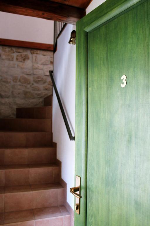 House Ivancic-Free Parking Trogir Ruang foto